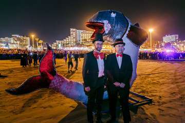 Maspamoon se despide con seis horas de música y fiesta y la quema de la sardina (Foto TA)